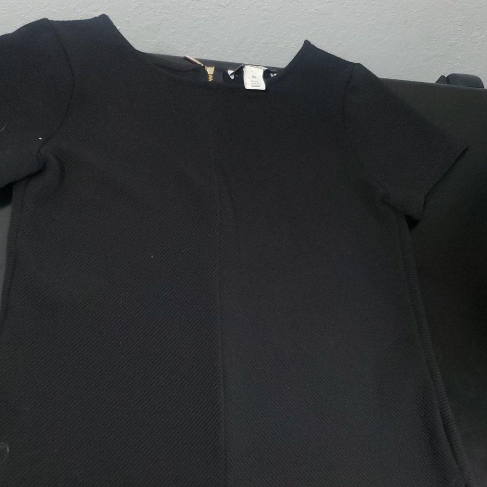 Gold zipper back ribbed t-shirt size xs